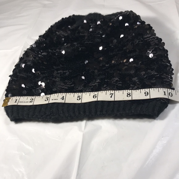 Express Women’s Black Sequins Trendy Oversized Knit Floppy Fashion Hat main image 4